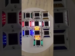 A104 40-tonowe kołki drogowe zasilane energią słoneczną Aluminiowe światło obrysowe o wysokiej widoczności